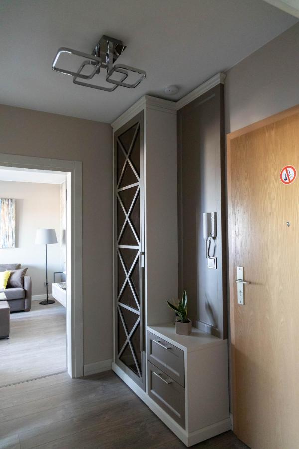 לייפציג Deluxe Apartment Mit Tiefgarage In Naehe Messe-Bmw-Porsche-Dhl-Flughafen-Flugzeugwerk Der Deutsche Aircraft מראה חיצוני תמונה