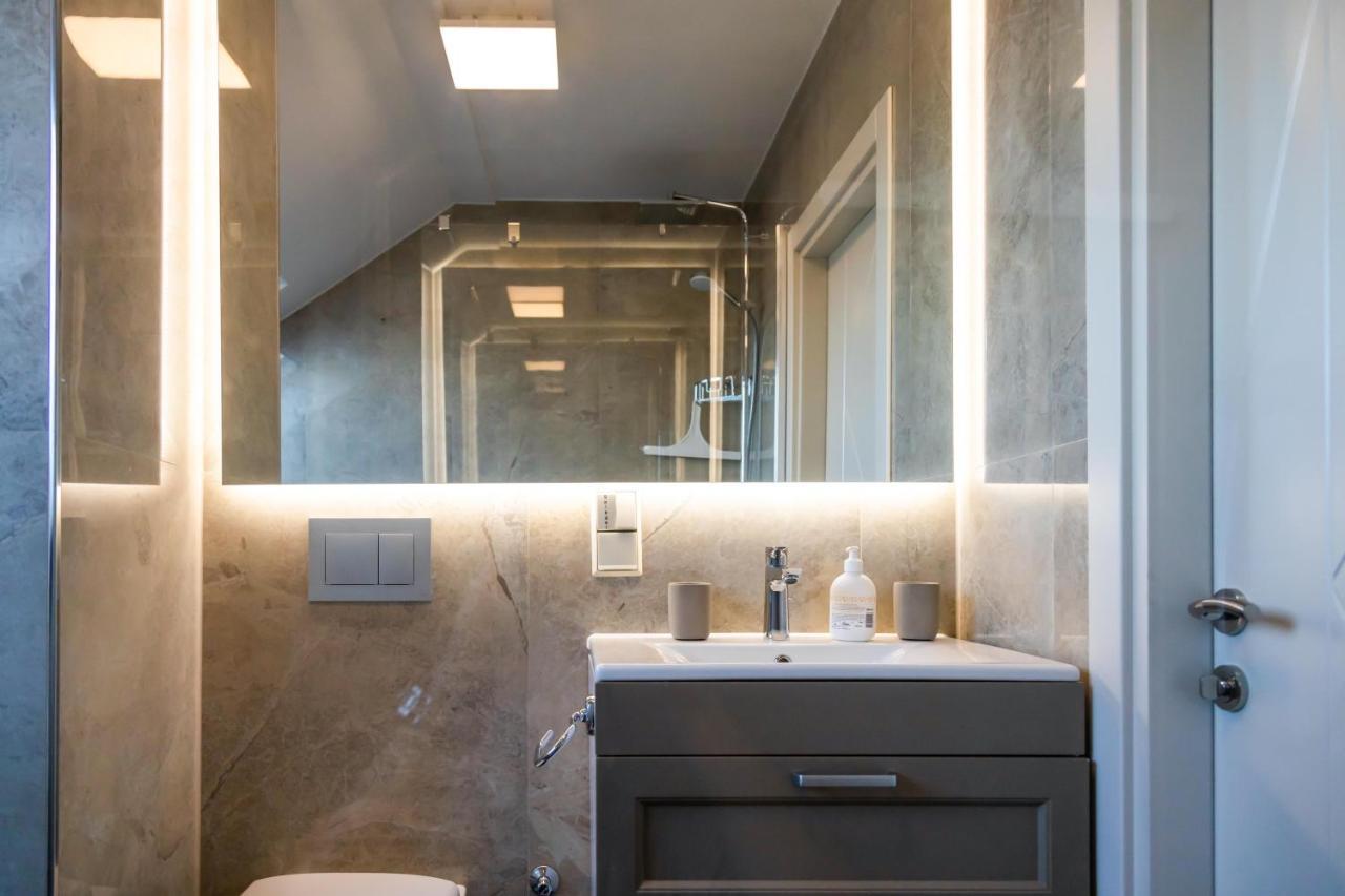 לייפציג Deluxe Apartment Mit Tiefgarage In Naehe Messe-Bmw-Porsche-Dhl-Flughafen-Flugzeugwerk Der Deutsche Aircraft מראה חיצוני תמונה